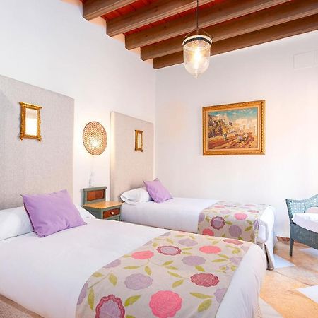 Genteel Home Campamento Sevilla Exterior foto